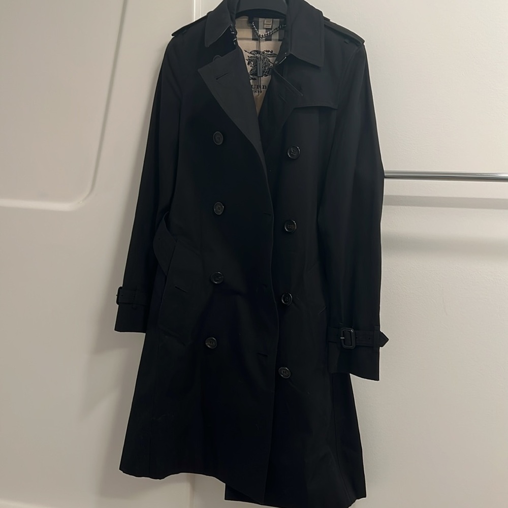 Burberry Kensington UK 2 US 0 Black NWT